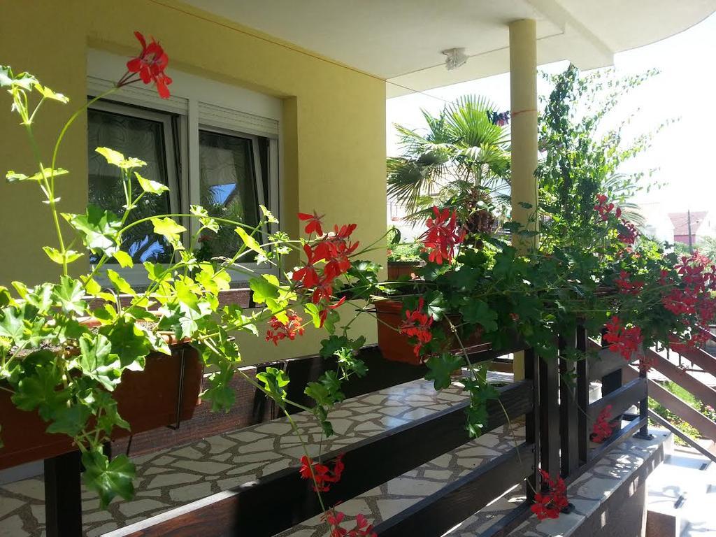 Apartment Perunika Zadar Luaran gambar