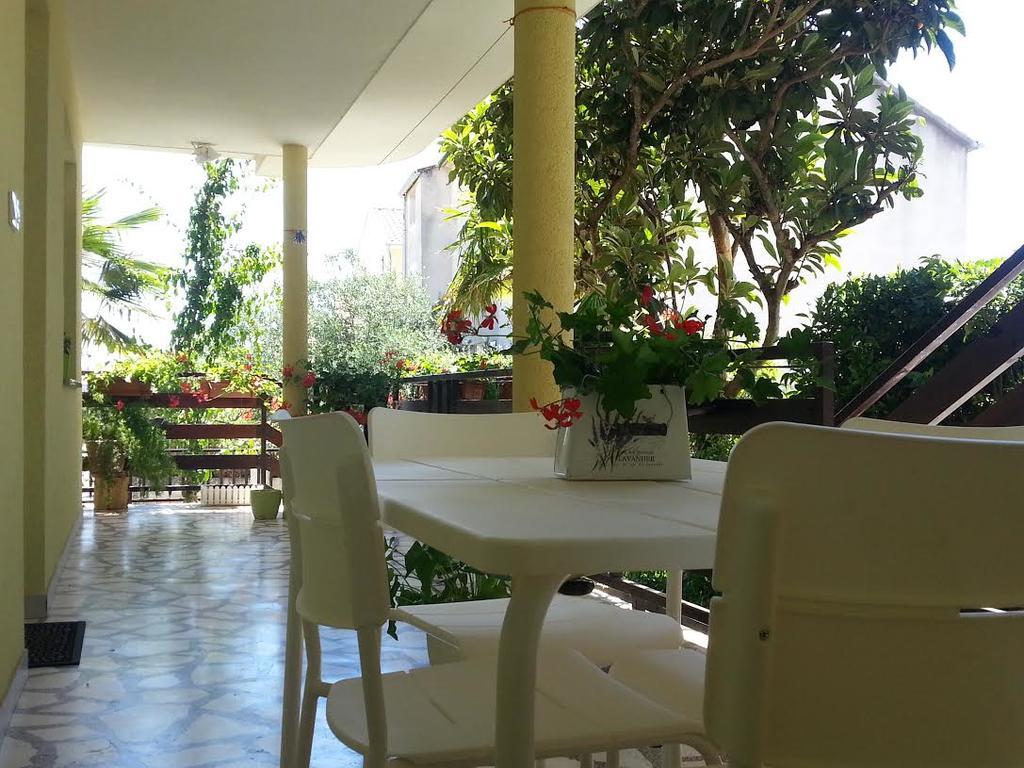 Apartment Perunika Zadar Luaran gambar