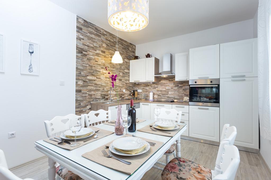 Apartment Perunika Zadar Luaran gambar